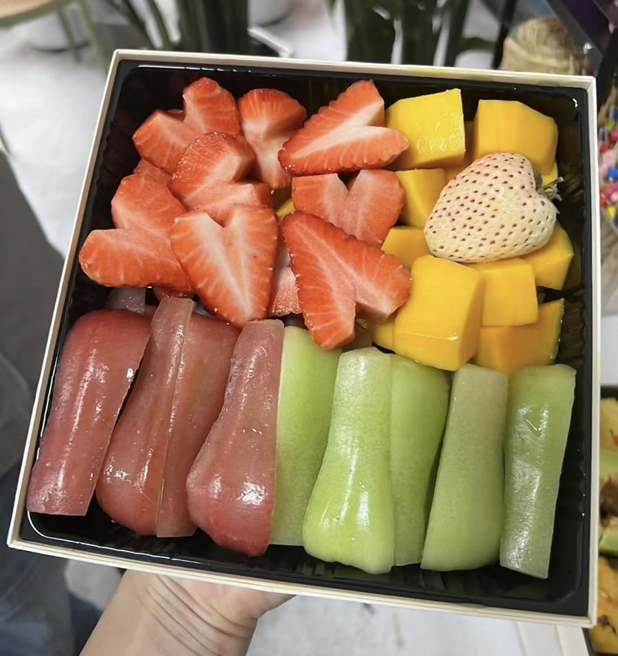 永和水果點心推薦 》水果鮮度大公開！綠之果物現切水果盒專業製
