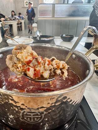 尋味記：「涮金鍋」黃金雞湯火鍋，道德與美味的完美融合