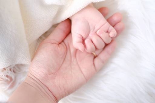 2023木漿棉抗菌懶人包巾推薦》 寶寶懶人包巾的設計對於寶寶
