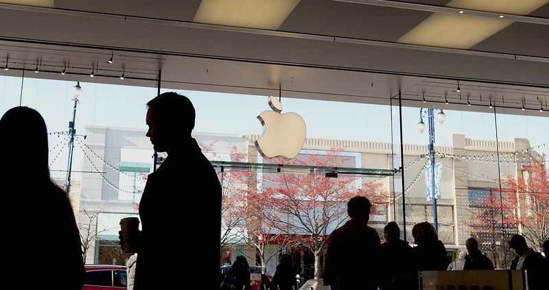 蘋果美國取消 Apple Store 零售店強制口罩令，但員工仍需佩戴