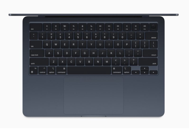 搭載M2芯片的新MacBook Air將於7月15日發售