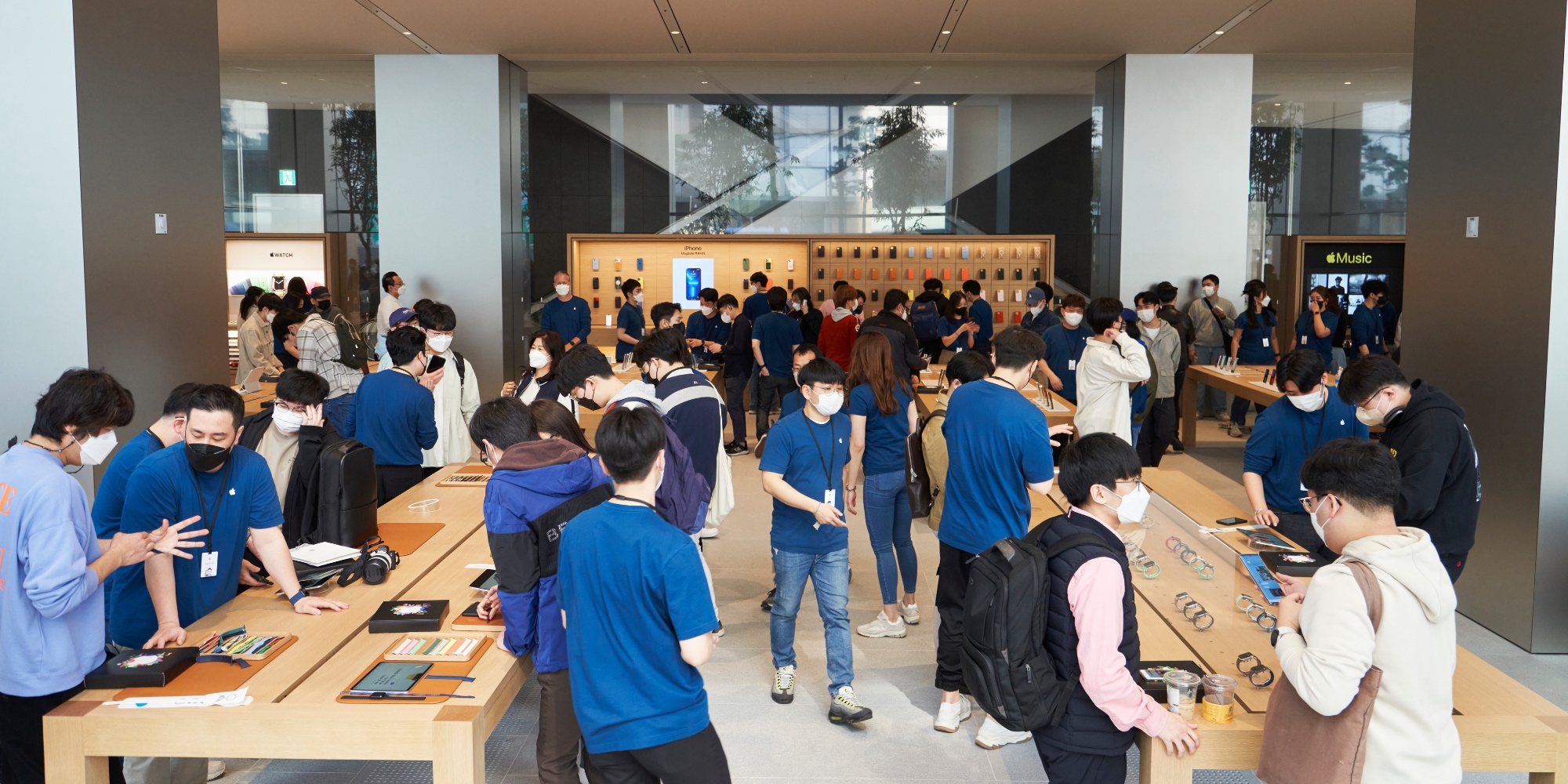 Apple明洞零售店正式開業來看看首日精彩圖片吧