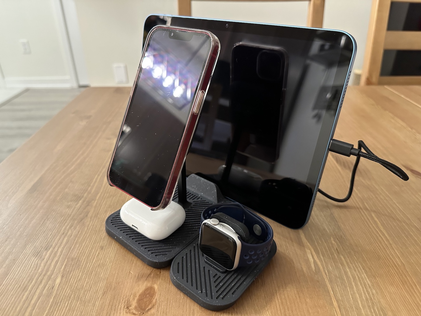 Zens 推出蘋果 MagSafe 充電站：支持同時為 iPhone、iPad、Apple Watch 和 AirPods 充電